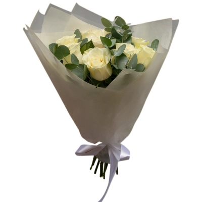 Элегантный букет из 9 белых роз с эвкалиптом – воплощение совершенства Армавир Краснодарский край Элегантный букет из 9 белых роз с эвкалиптом – воплощение совершенства Армавир Краснодарский край