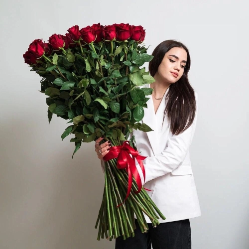Роскошный букет из 51 красной розы – воплощение безграничной любви Армавир Краснодарский край Роскошный букет из 51 красной розы – воплощение безграничной любви Армавир Краснодарский край